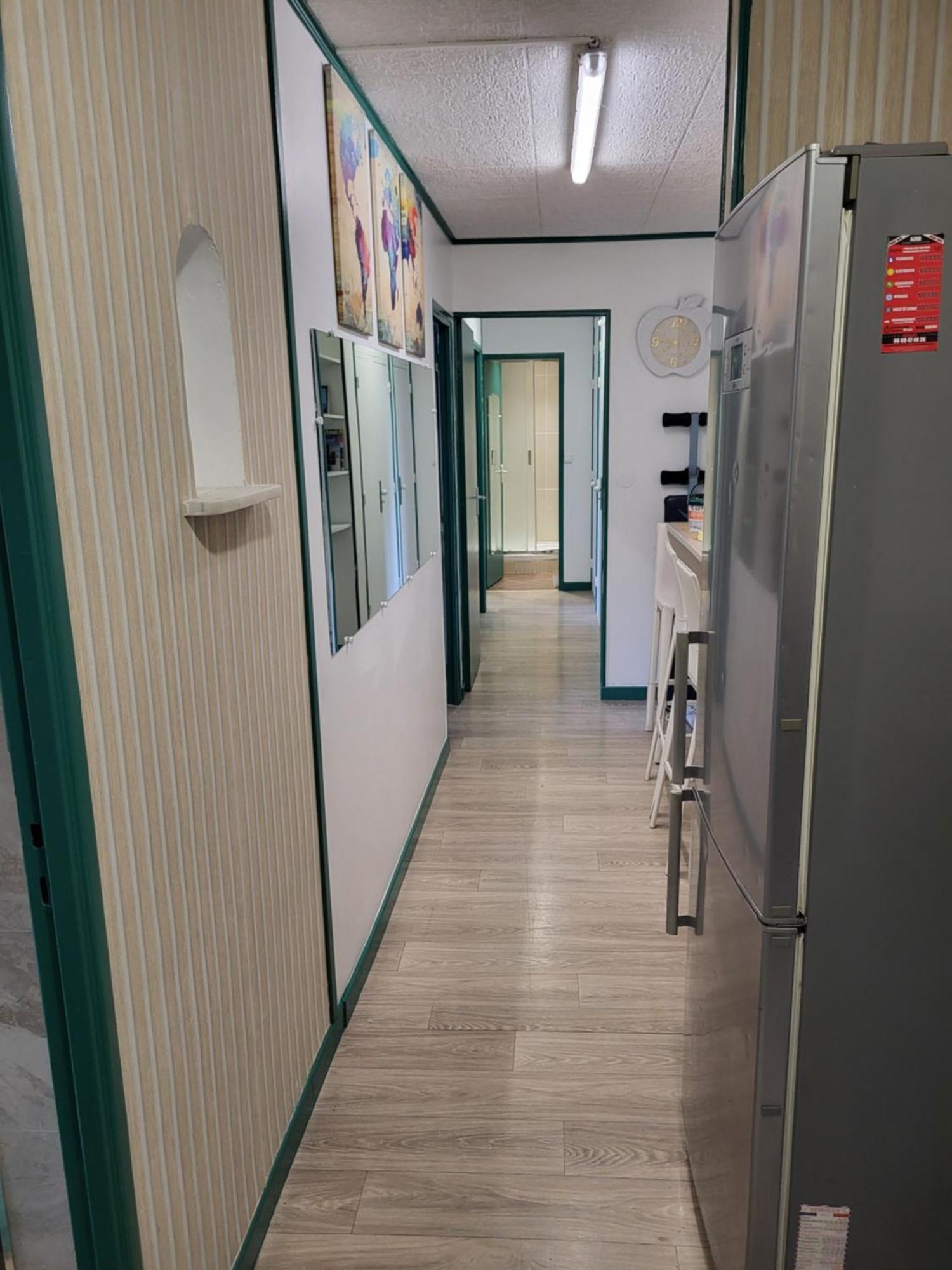 Private Room-2 In Hannana Apartment- 2 Min Walk To Tram 12 Min To Nice Train Station 15 Min To Massena Place Extérieur photo